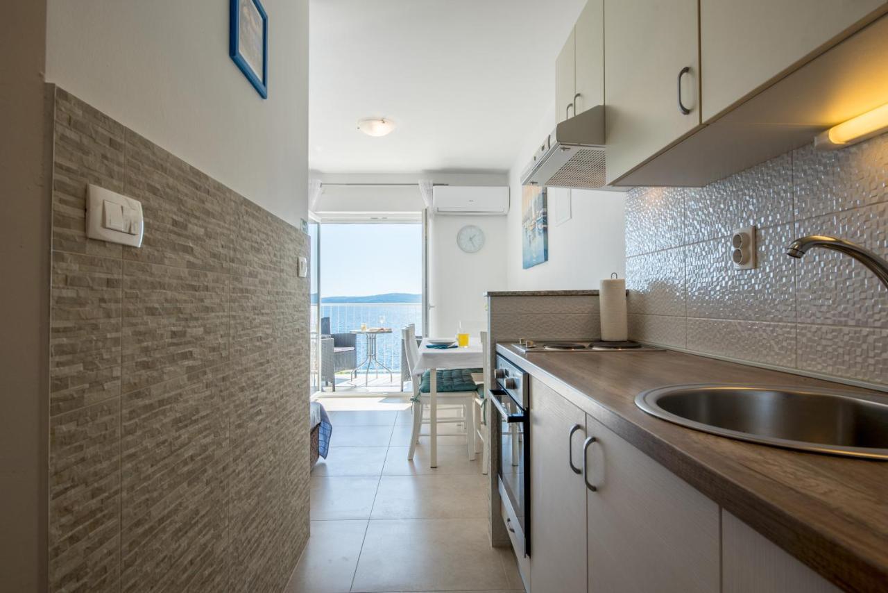 Apartments Amneris Трогир Экстерьер фото